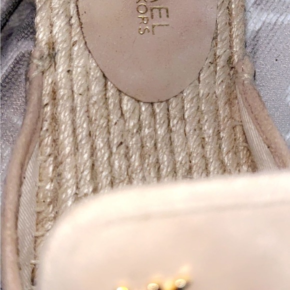 Michael Michael Kors Hastings Slides - Picture 3 of 4